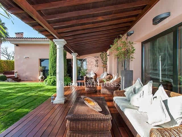 6 slaapkamer Villa te koop in Calella met zwembad garage - € 2.600.000 (Ref: 9205191)