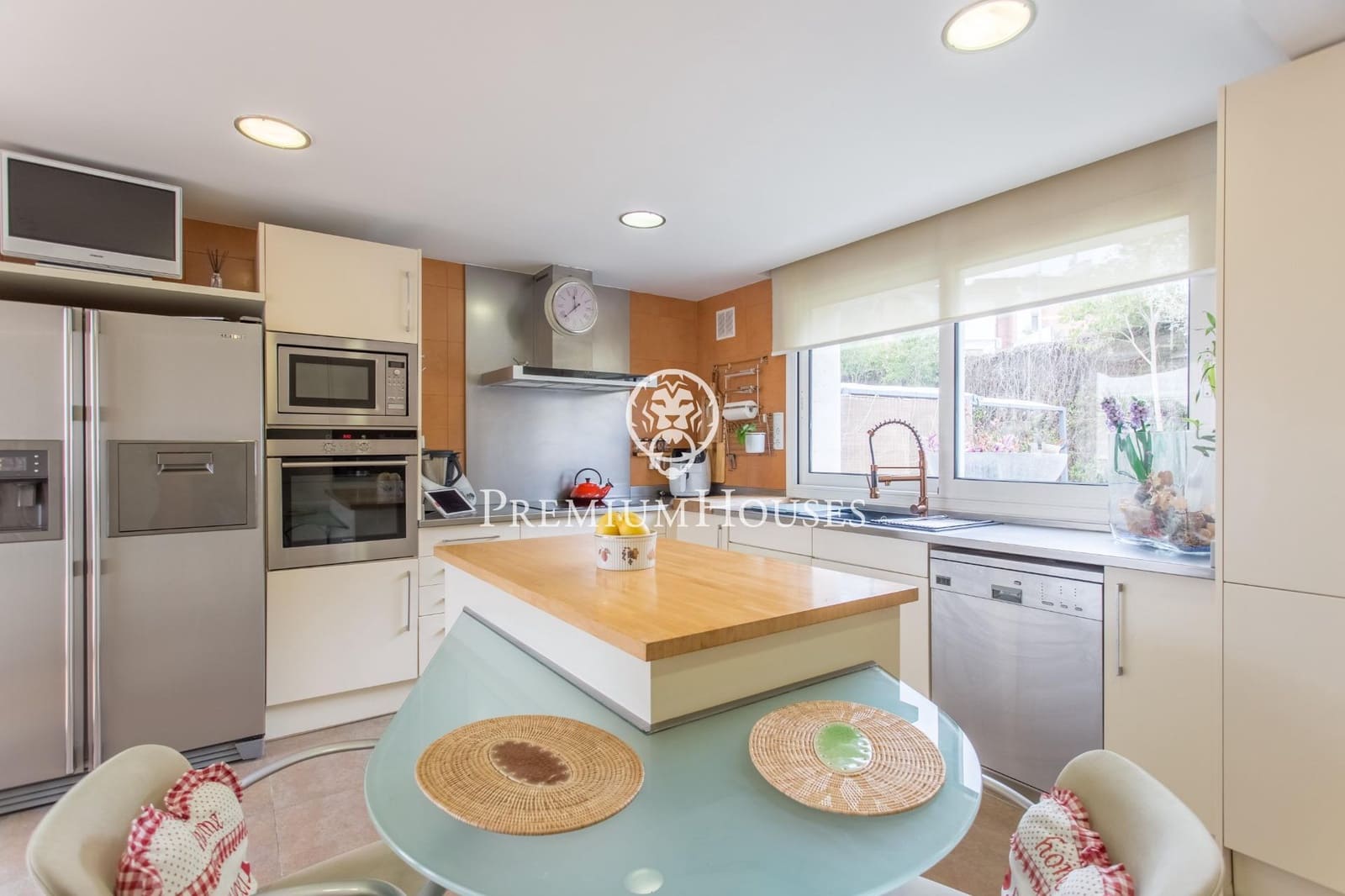 4 sovrum Villa till salu i Vallromanes med pool garage - 780 000 € (Ref: 9205193)