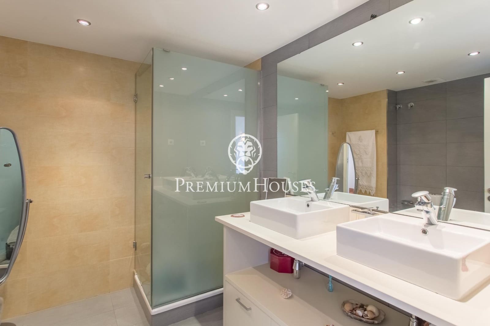 4 sovrum Villa till salu i Vallromanes med pool garage - 780 000 € (Ref: 9205193)