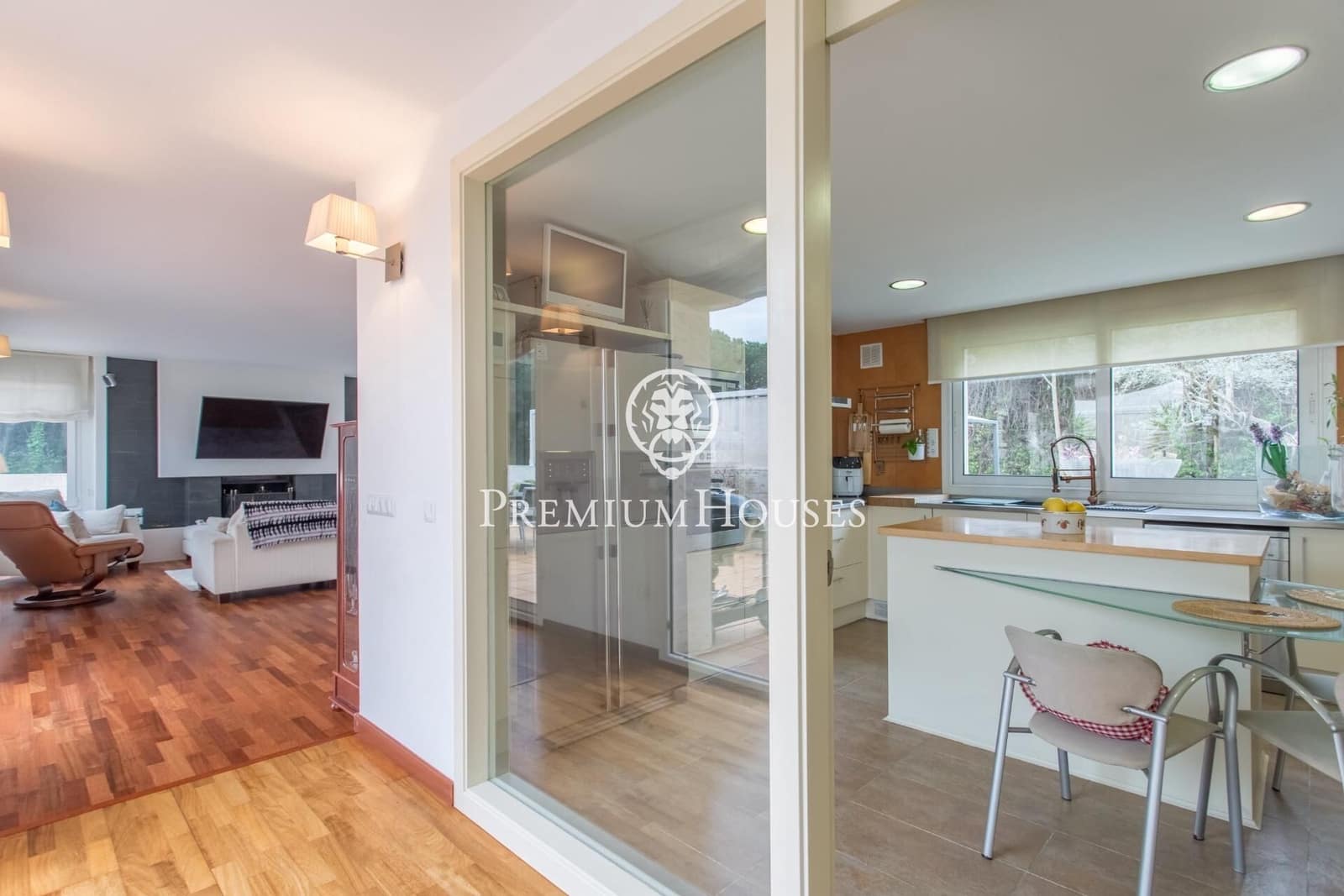 4 sovrum Villa till salu i Vallromanes med pool garage - 780 000 € (Ref: 9205193)