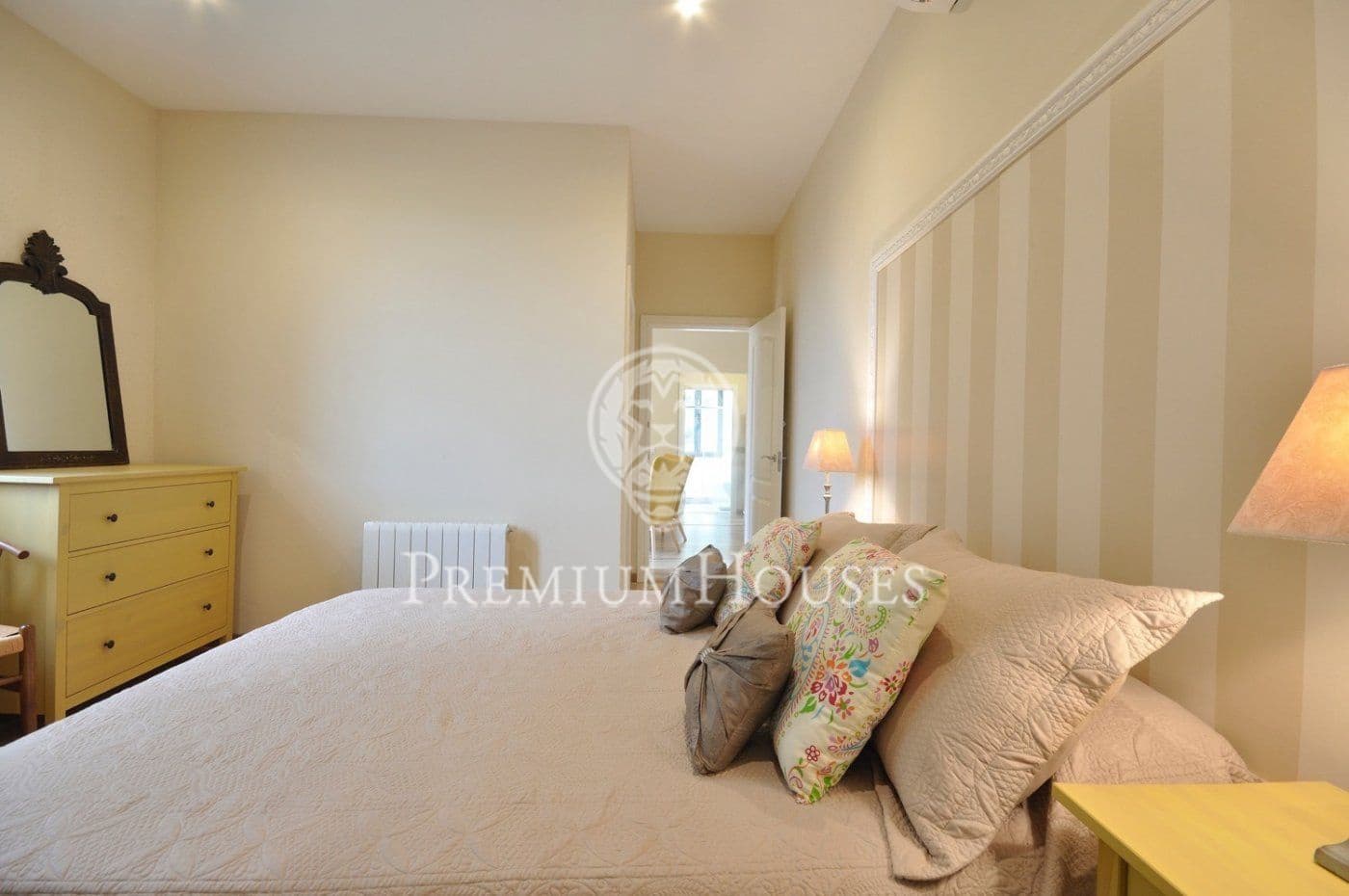 8 sovrum Finca/Hus på landet till salu i Llinars del Valles - 1 100 000 € (Ref: 9205194)