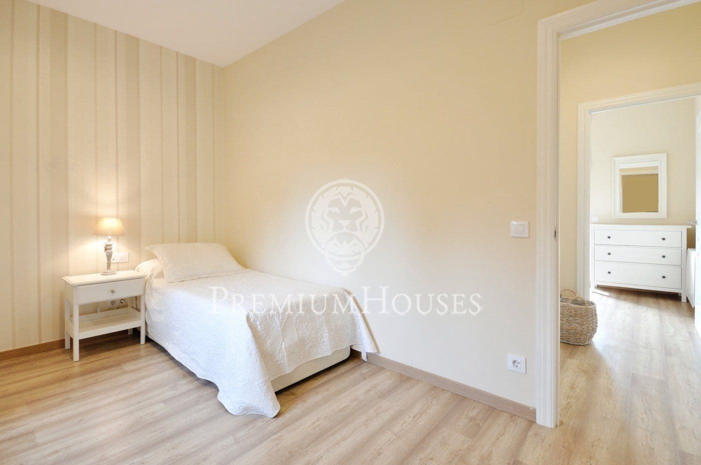 8 sovrum Finca/Hus på landet till salu i Llinars del Valles - 1 100 000 € (Ref: 9205194)