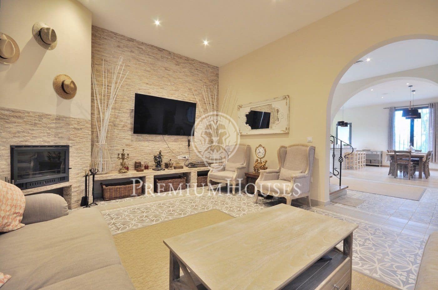 8 sovrum Finca/Hus på landet till salu i Llinars del Valles - 1 100 000 € (Ref: 9205194)