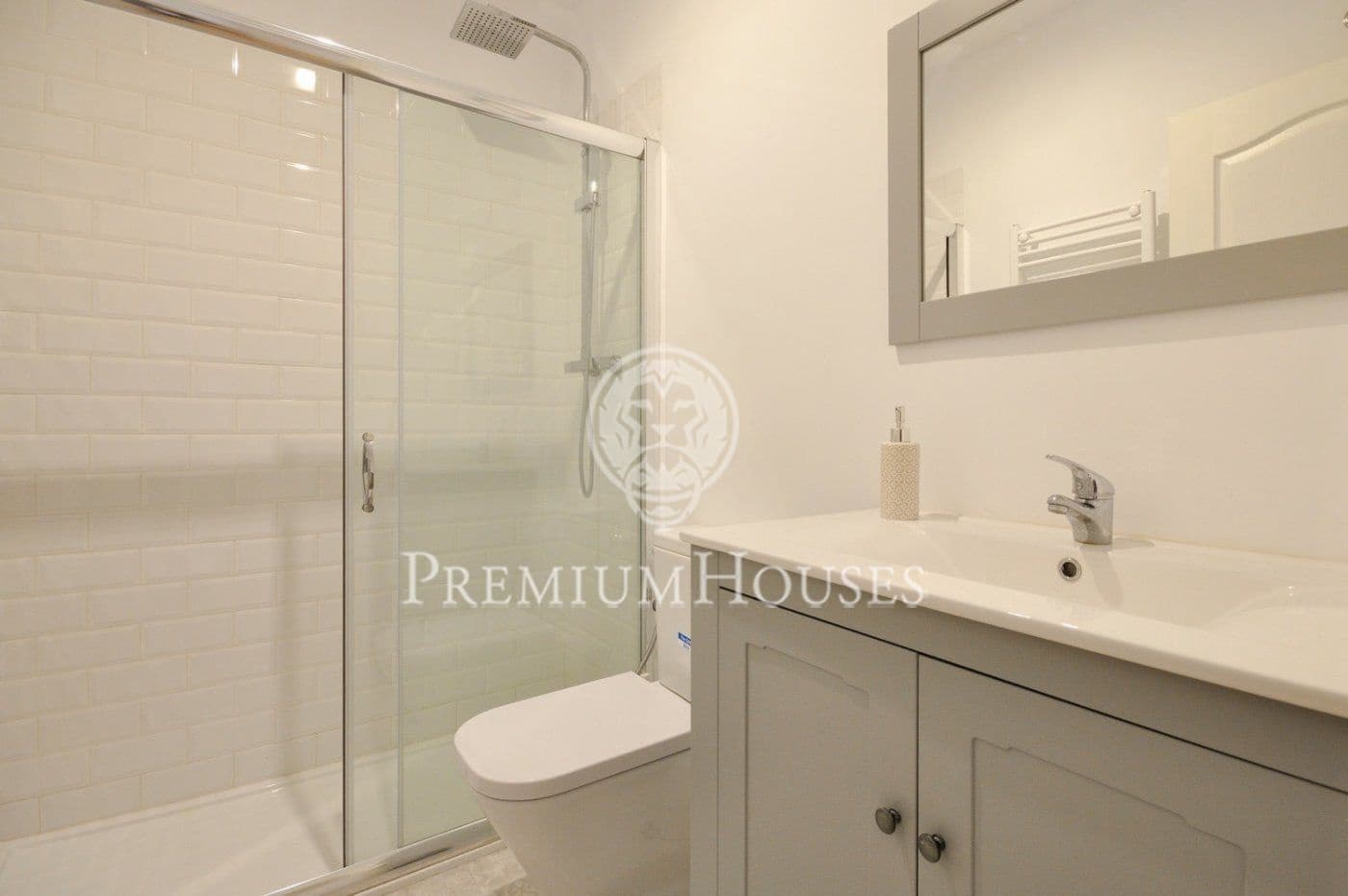 8 sovrum Finca/Hus på landet till salu i Llinars del Valles - 1 100 000 € (Ref: 9205194)