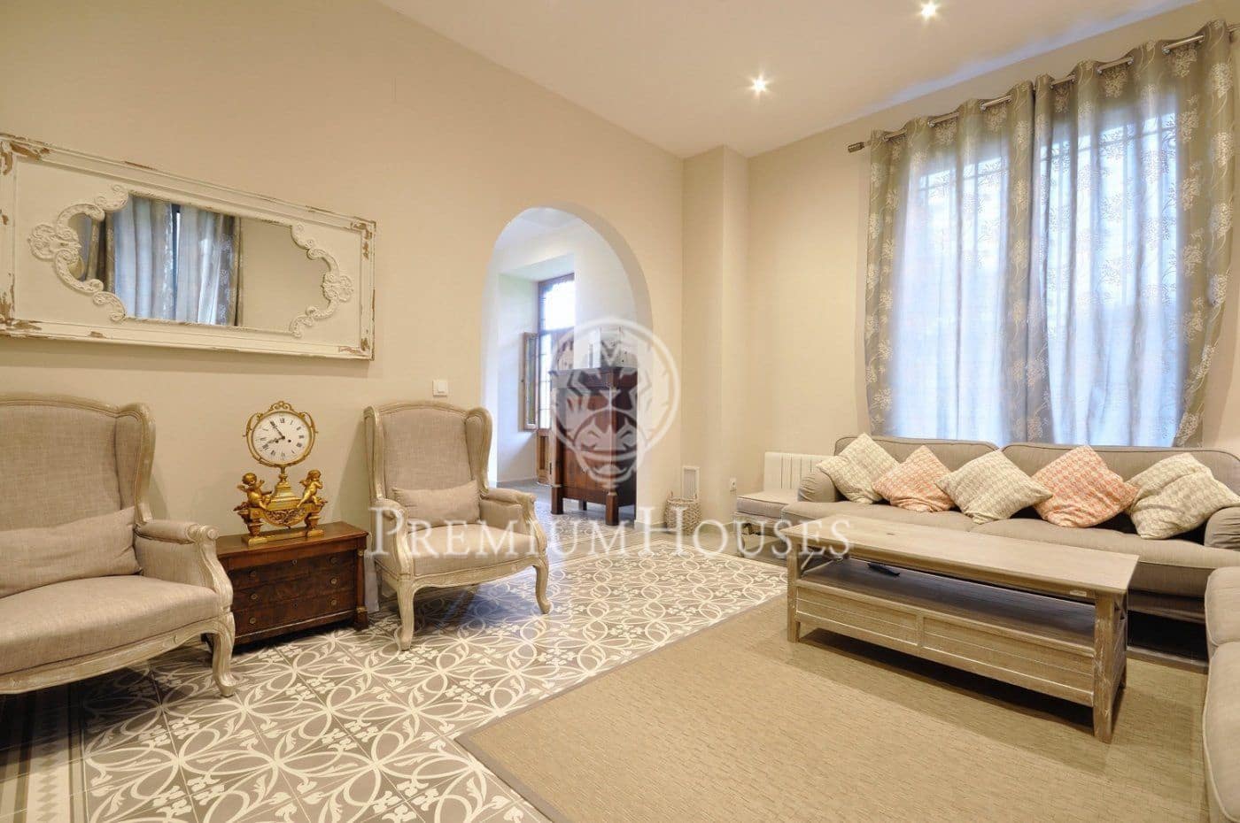 8 sovrum Finca/Hus på landet till salu i Llinars del Valles - 1 100 000 € (Ref: 9205194)