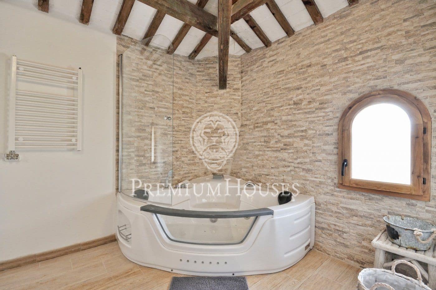 8 sovrum Finca/Hus på landet till salu i Llinars del Valles - 1 100 000 € (Ref: 9205194)