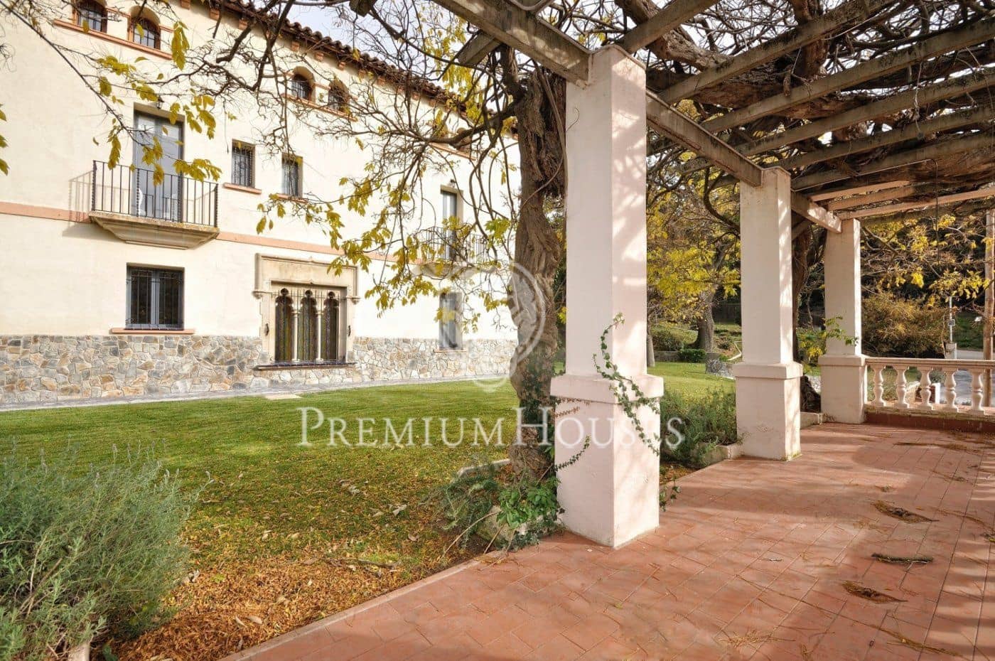 8 sovrum Finca/Hus på landet till salu i Llinars del Valles - 1 100 000 € (Ref: 9205194)