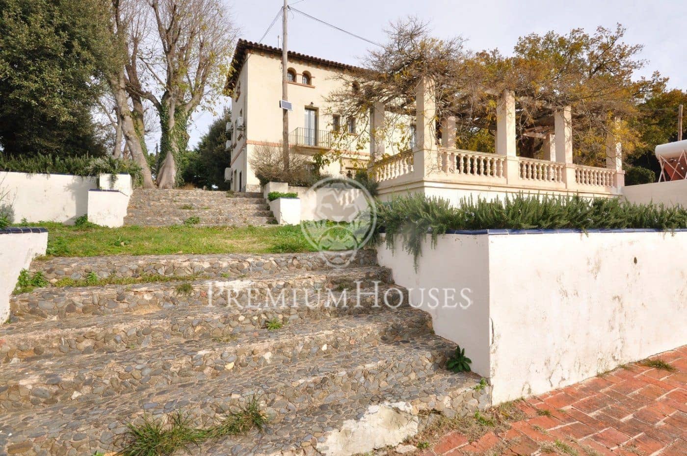 8 sovrum Finca/Hus på landet till salu i Llinars del Valles - 1 100 000 € (Ref: 9205194)