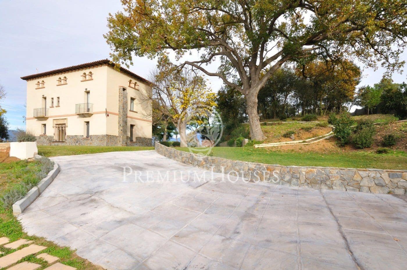 8 sovrum Finca/Hus på landet till salu i Llinars del Valles med pool - 1 100 000 € (Ref: 9205194)