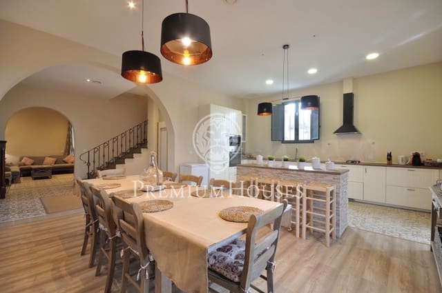 Finca/Casa Rural de 8 habitaciones en Llinars del Vallès en venta con piscina - 1.100.000 € (Ref: 9205194)