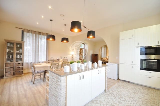 Finca/Casa Rural de 8 habitaciones en Llinars del Vallès en venta con piscina - 1.100.000 € (Ref: 9205194)