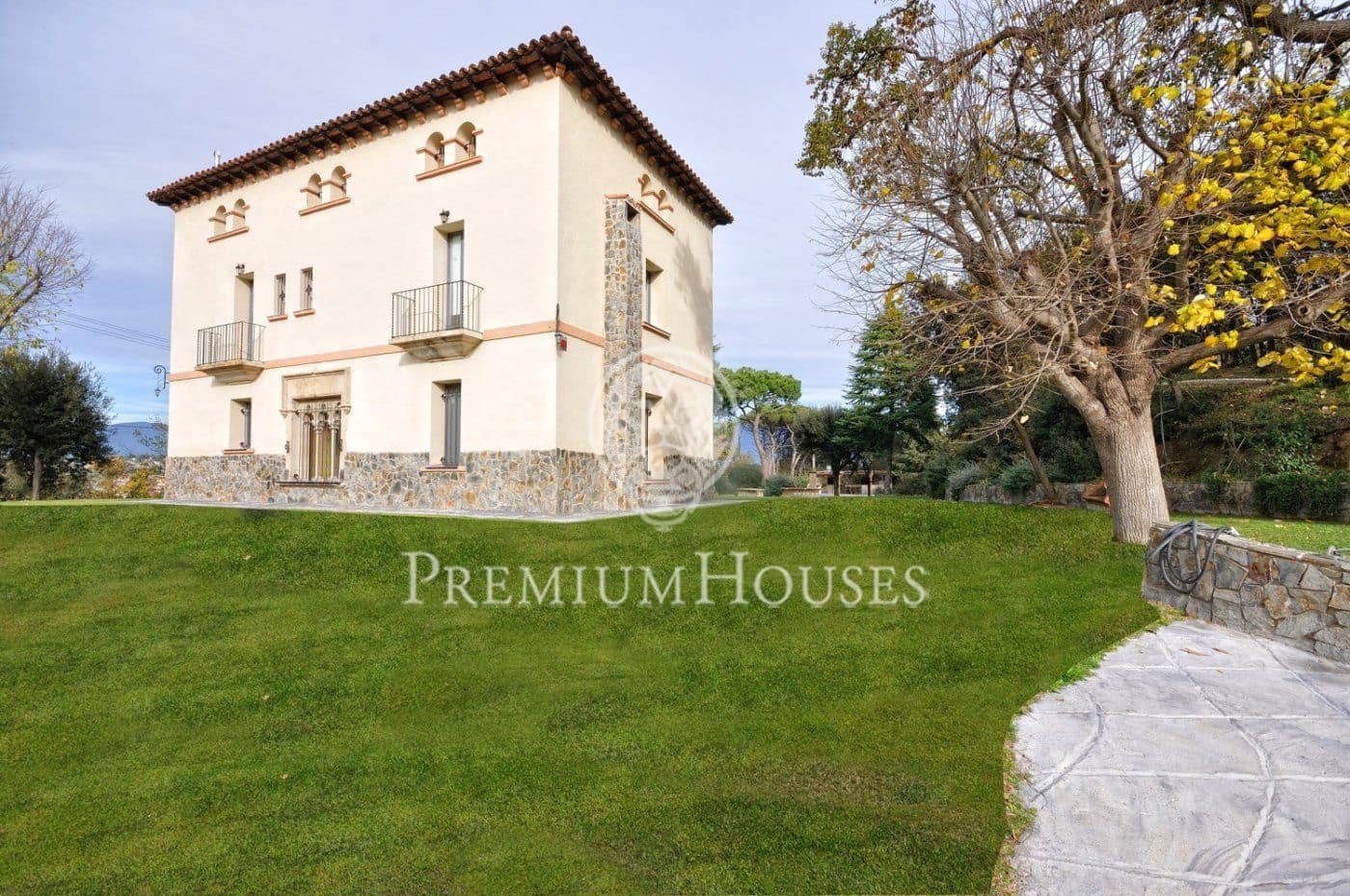 8 sovrum Finca/Hus på landet till salu i Llinars del Valles med pool - 1 100 000 € (Ref: 9205194)