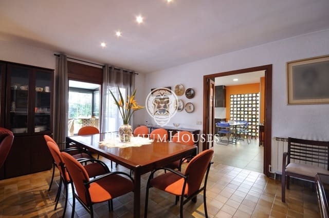 5 bedroom Finca/Country House for sale in Sant Andreu de Llavaneres with pool garage - € 1,485,000 (Ref: 9205198)