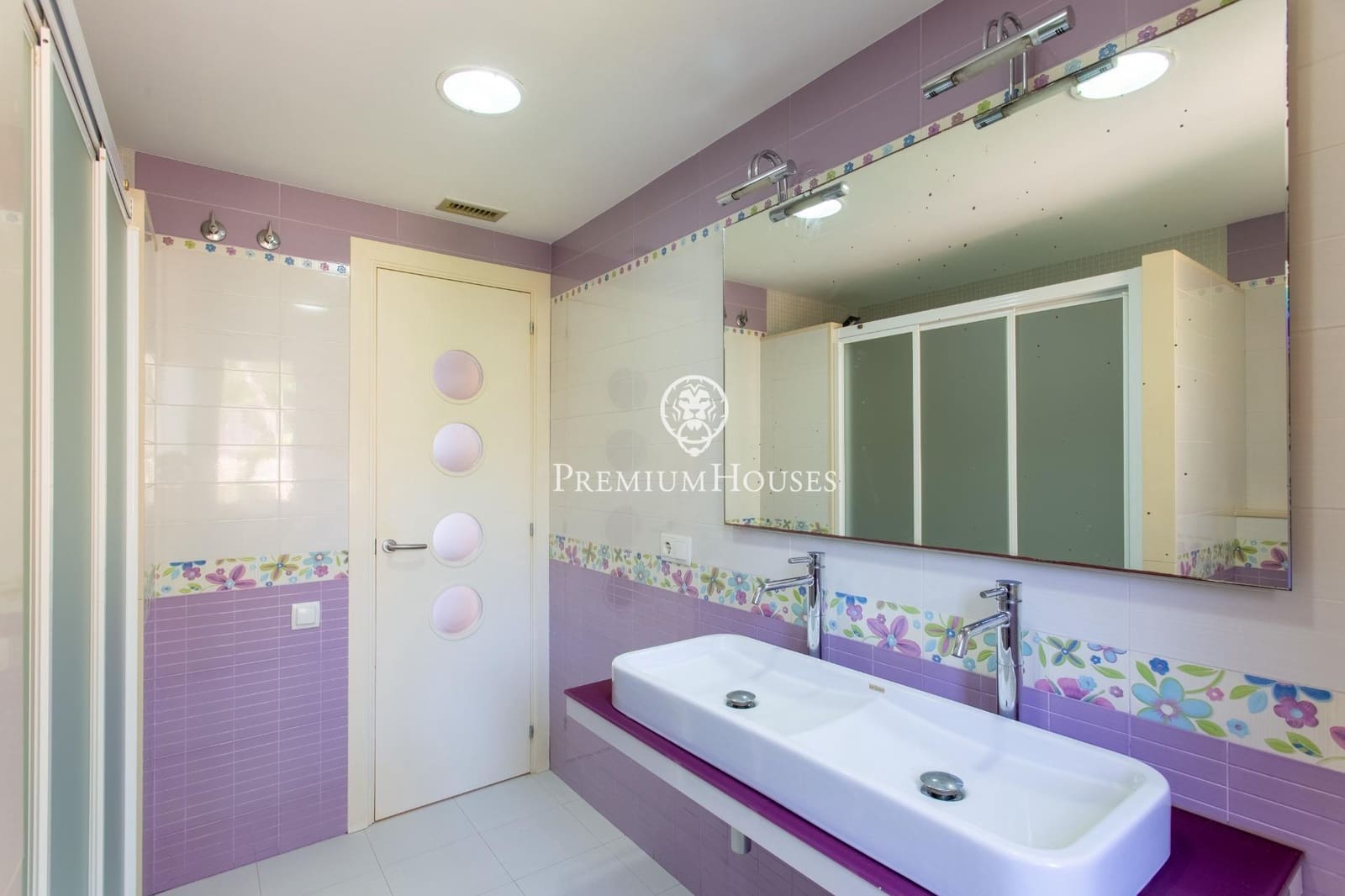 Chalet de 4 habitaciones en Arenys de Mar en venta con garaje - 798.000 € (Ref: 9205202)