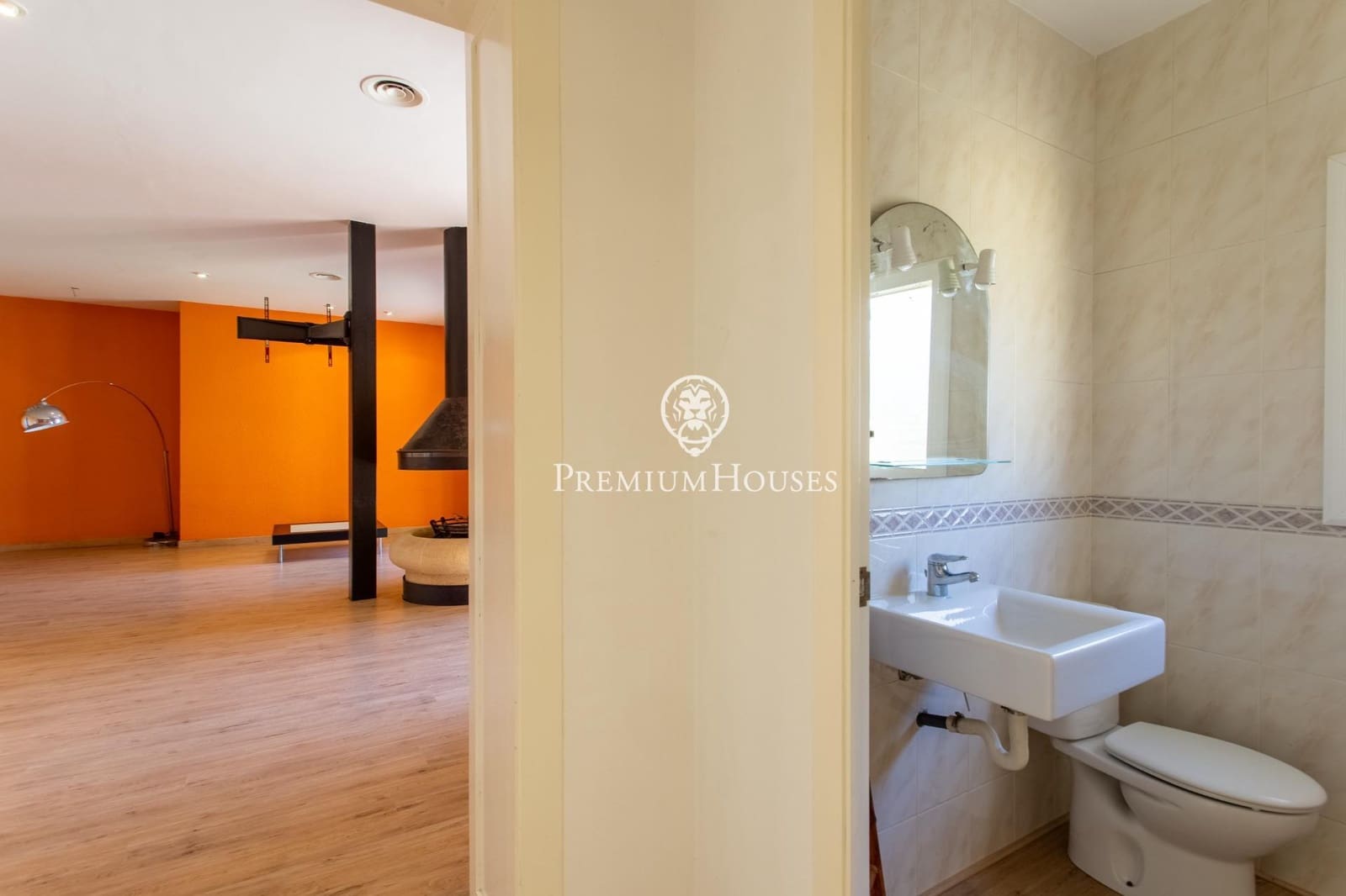 Chalet de 4 habitaciones en Arenys de Mar en venta con garaje - 798.000 € (Ref: 9205202)