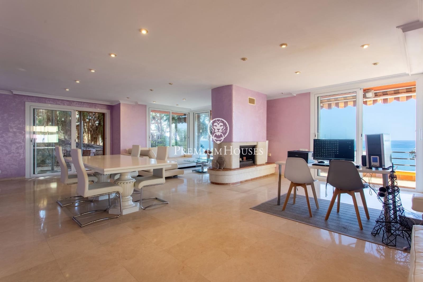 Chalet de 4 habitaciones en Arenys de Mar en venta con garaje - 798.000 € (Ref: 9205202)