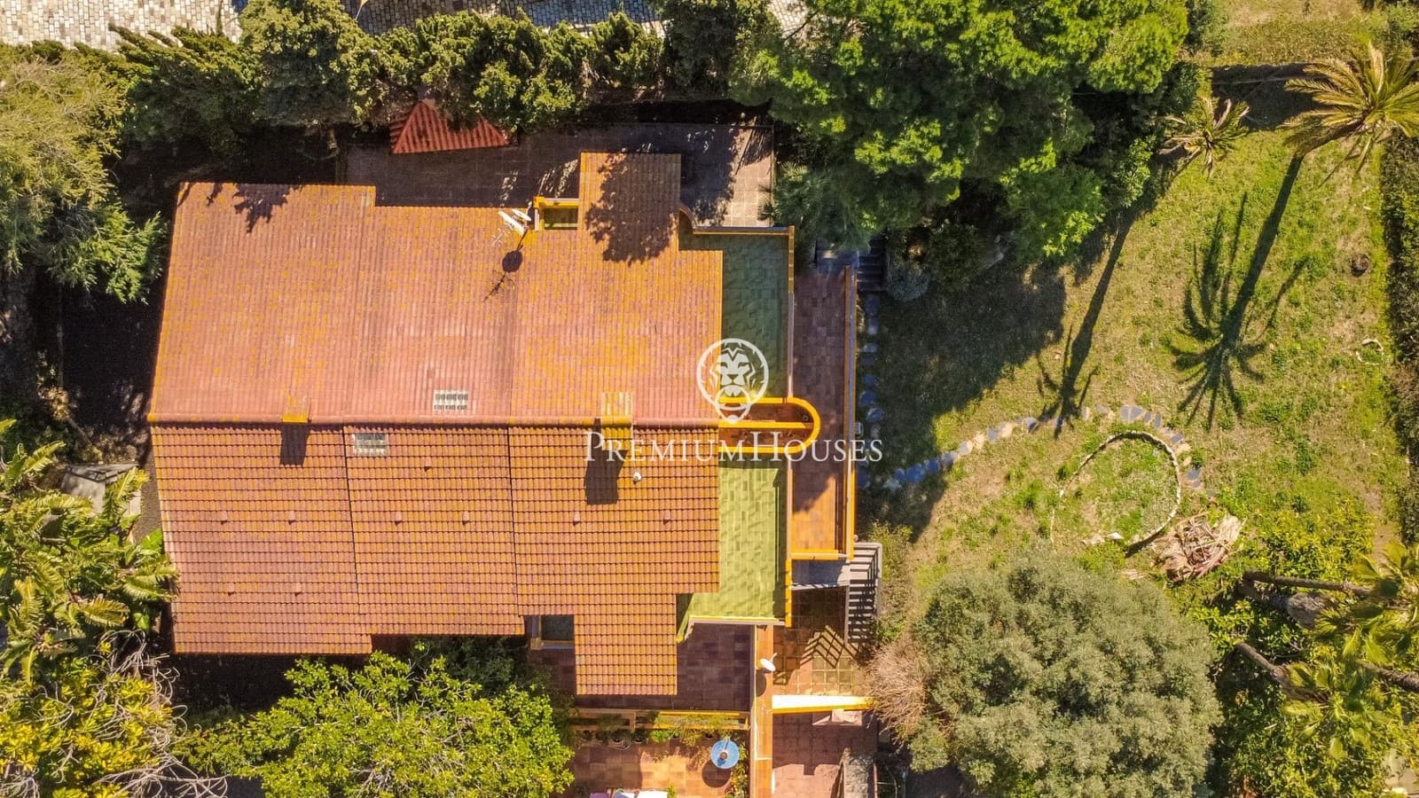 Chalet de 4 habitaciones en Arenys de Mar en venta con garaje - 798.000 € (Ref: 9205202)