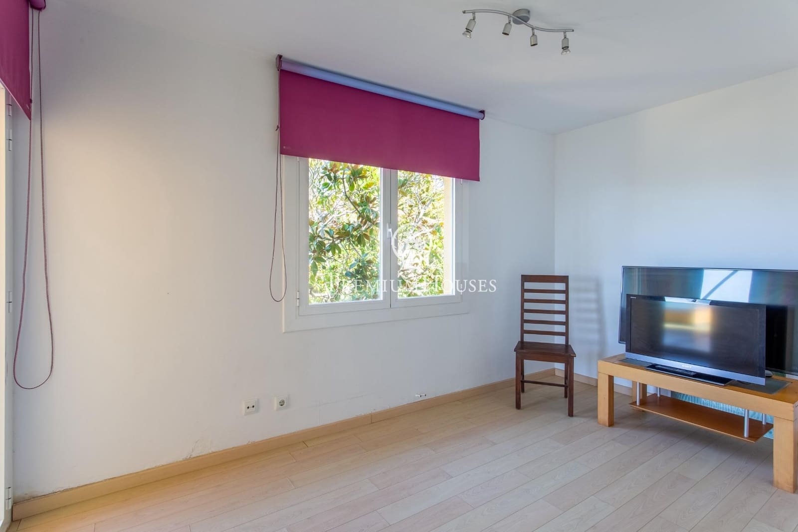 4 makuuhuone Huvila myytävänä paikassa Arenys de Mar mukana 
autotalli - 798 000 € (Ref: 9205202)