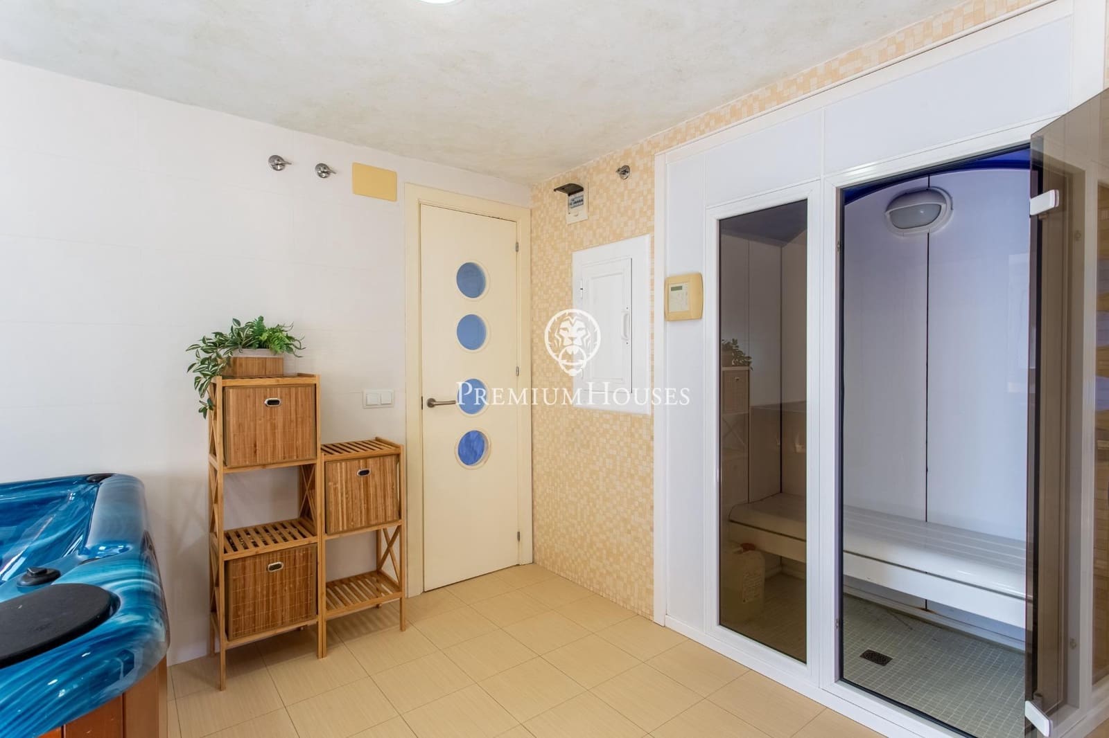 4 makuuhuone Huvila myytävänä paikassa Arenys de Mar mukana 
autotalli - 798 000 € (Ref: 9205202)