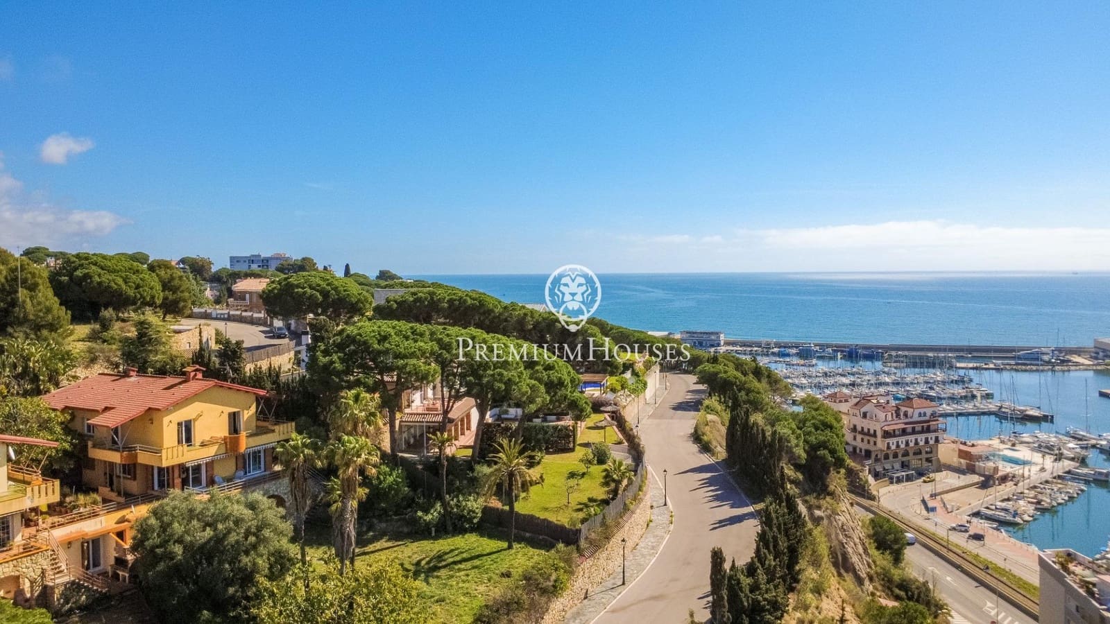 4 makuuhuone Huvila myytävänä paikassa Arenys de Mar mukana 
autotalli - 798 000 € (Ref: 9205202)