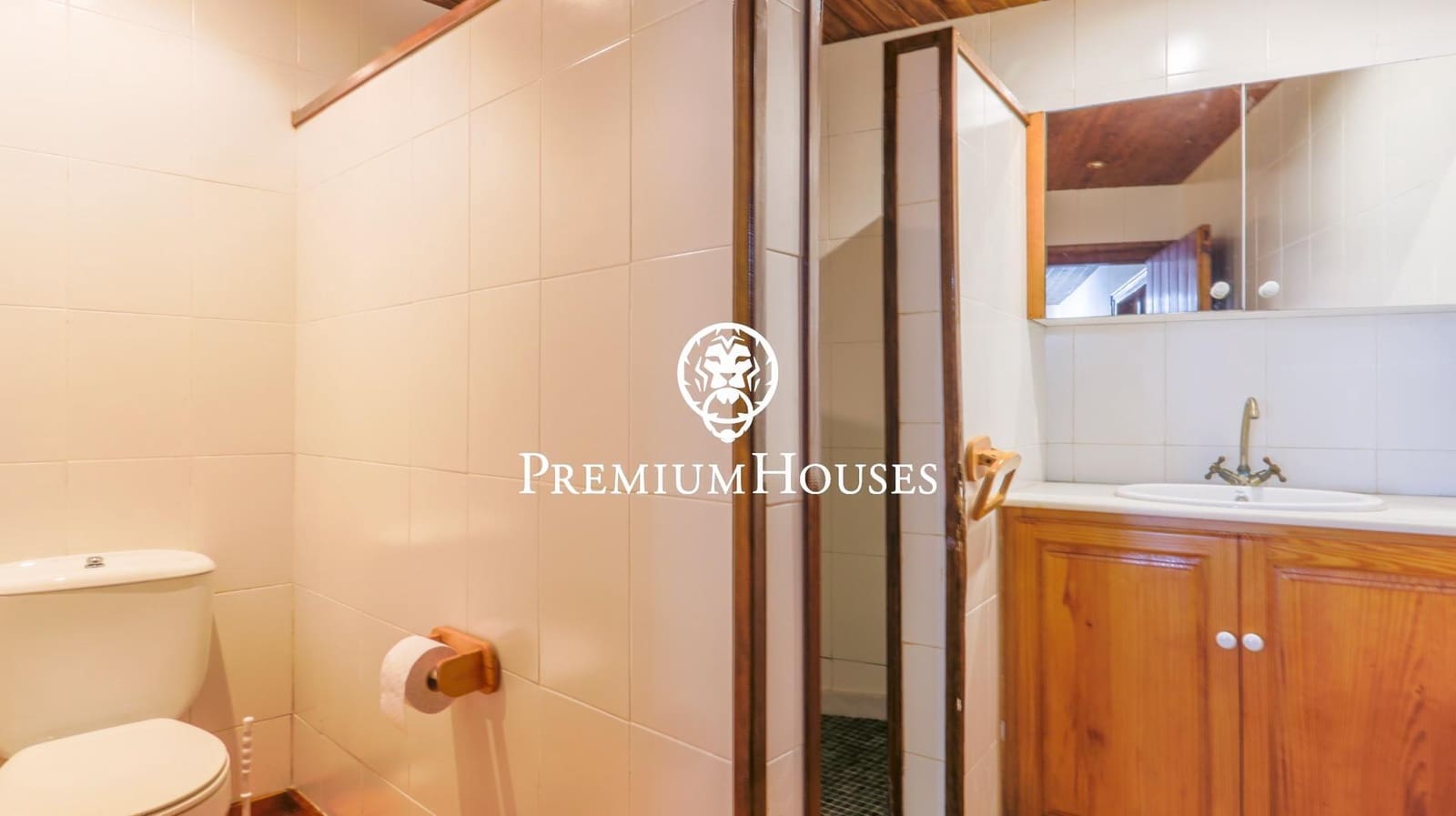 6 slaapkamer Finca/Landhuis te koop in Mataro met garage - € 1.390.000 (Ref: 9205210)