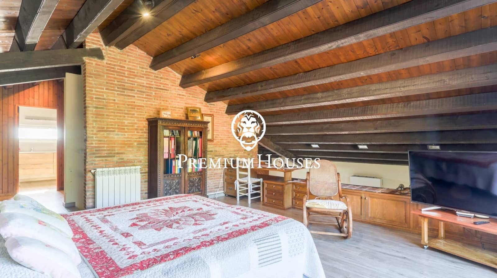 6 slaapkamer Finca/Landhuis te koop in Mataro met garage - € 1.390.000 (Ref: 9205210)