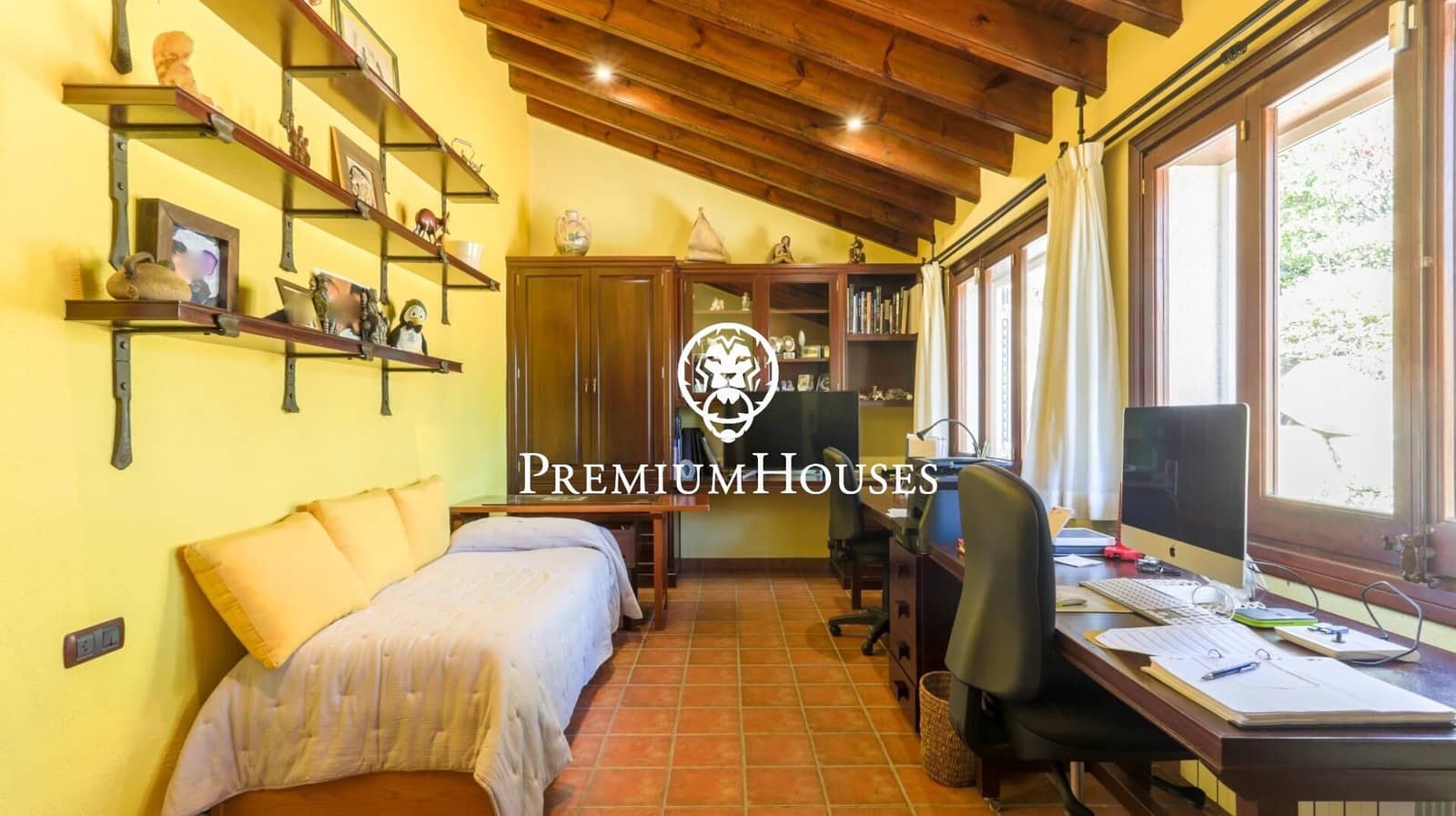 6 slaapkamer Finca/Landhuis te koop in Mataro met garage - € 1.390.000 (Ref: 9205210)