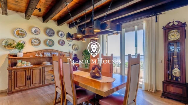 6 bedroom Finca/Country House for sale in Mataró with garage - € 1,390,000 (Ref: 9205210)