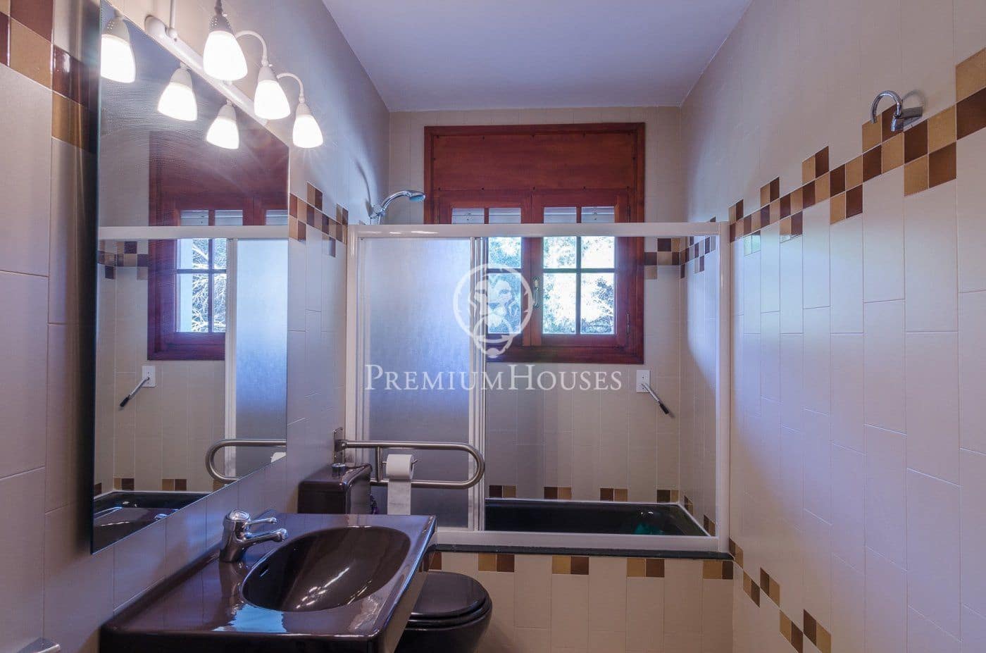 5 chambre Villa/Maison à vendre à Sant Andreu de Llavaneres avec piscine - 1 550 000 € (Ref: 9205211)