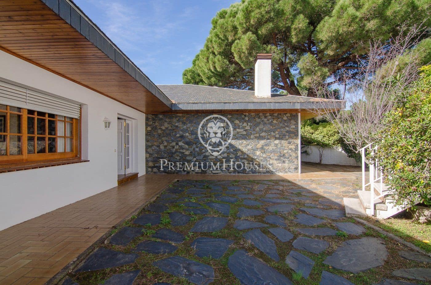 5 chambre Villa/Maison à vendre à Sant Andreu de Llavaneres avec piscine - 1 550 000 € (Ref: 9205211)