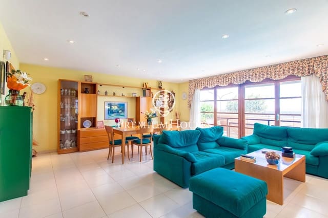 7 soverom Hus til salgs i Sant Andreu de Llavaneres med garasje - € 870 000 (Ref: 9215022)