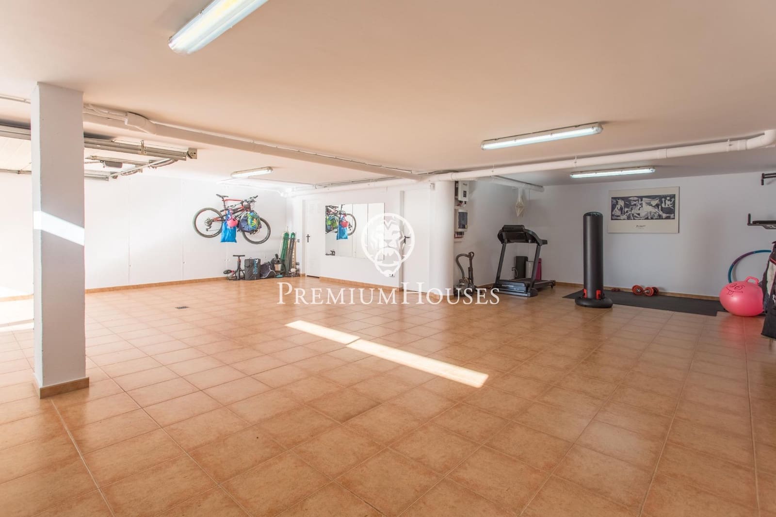 3 Zimmer Reihenhaus zu verkaufen in Vilassar de Dalt mit Pool Garage - 895.000 € (Ref: 9228480)