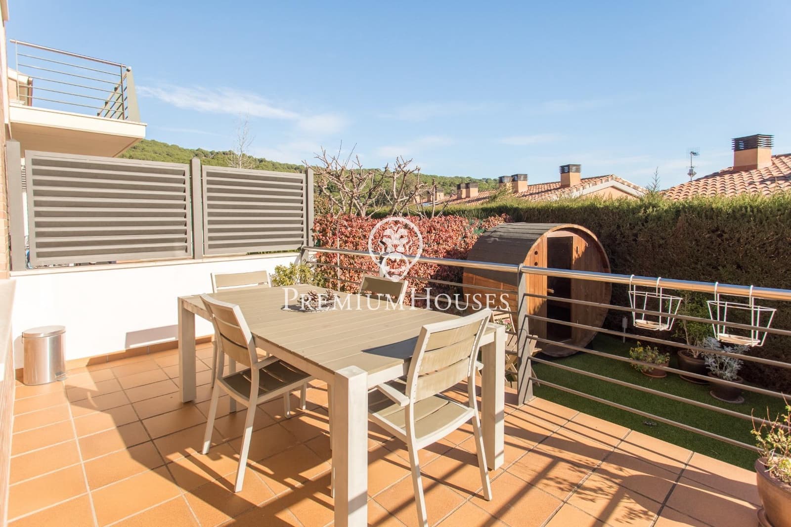 3 Zimmer Reihenhaus zu verkaufen in Vilassar de Dalt mit Pool Garage - 895.000 € (Ref: 9228480)