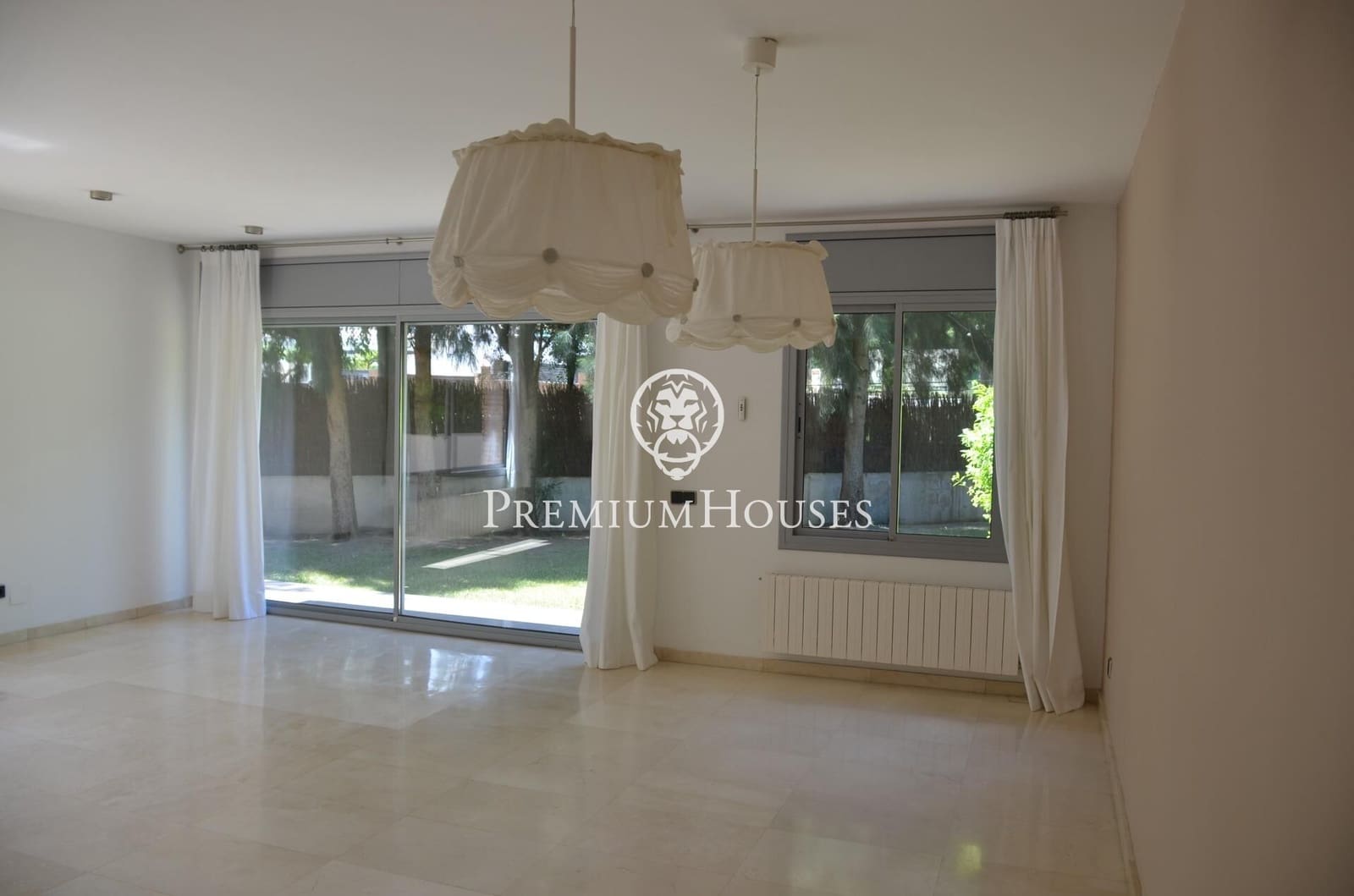 4 camera da letto Villetta a Schiera da affittare in Cabrils con piscina garage - 2.400 € (Rif: 9236408)