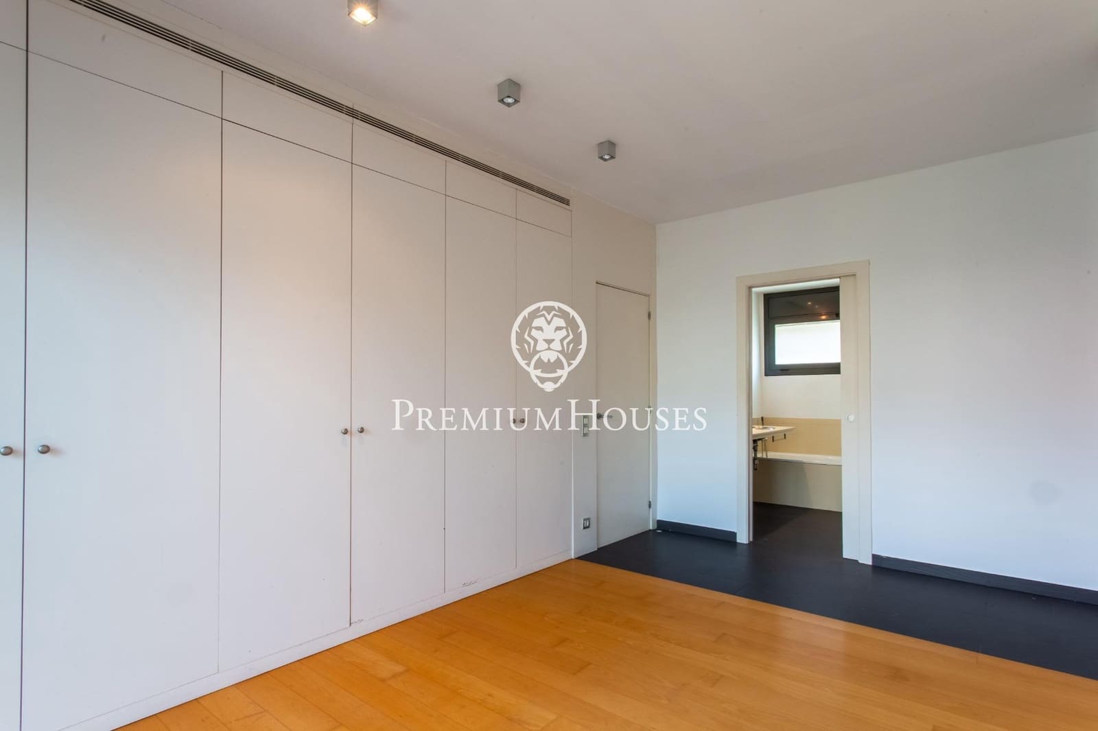 4 Zimmer Reihenhaus zu verkaufen in Alella mit Pool - 949.000 € (Ref: 9240392)