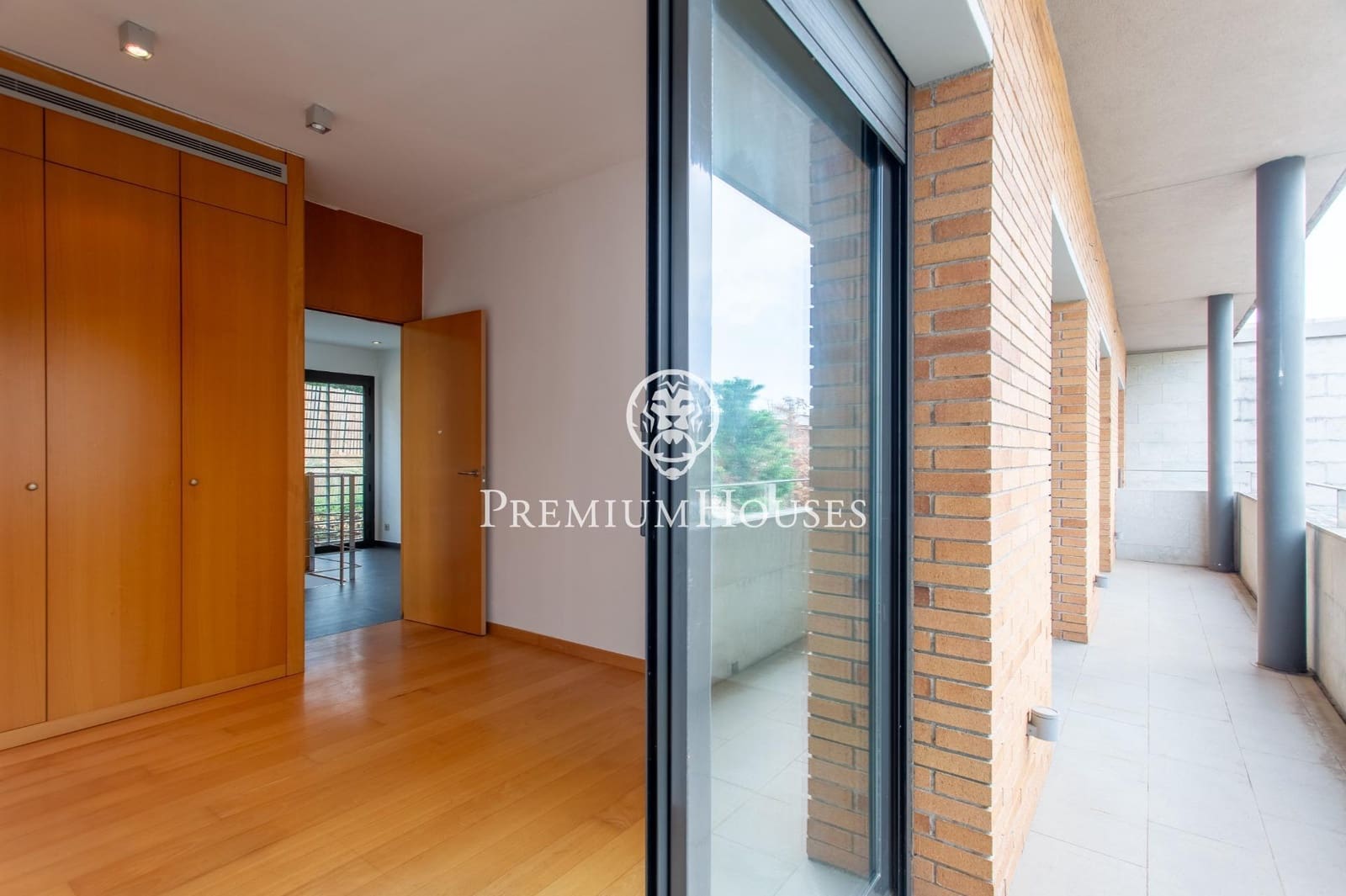 4 Zimmer Reihenhaus zu verkaufen in Alella mit Pool - 949.000 € (Ref: 9240392)