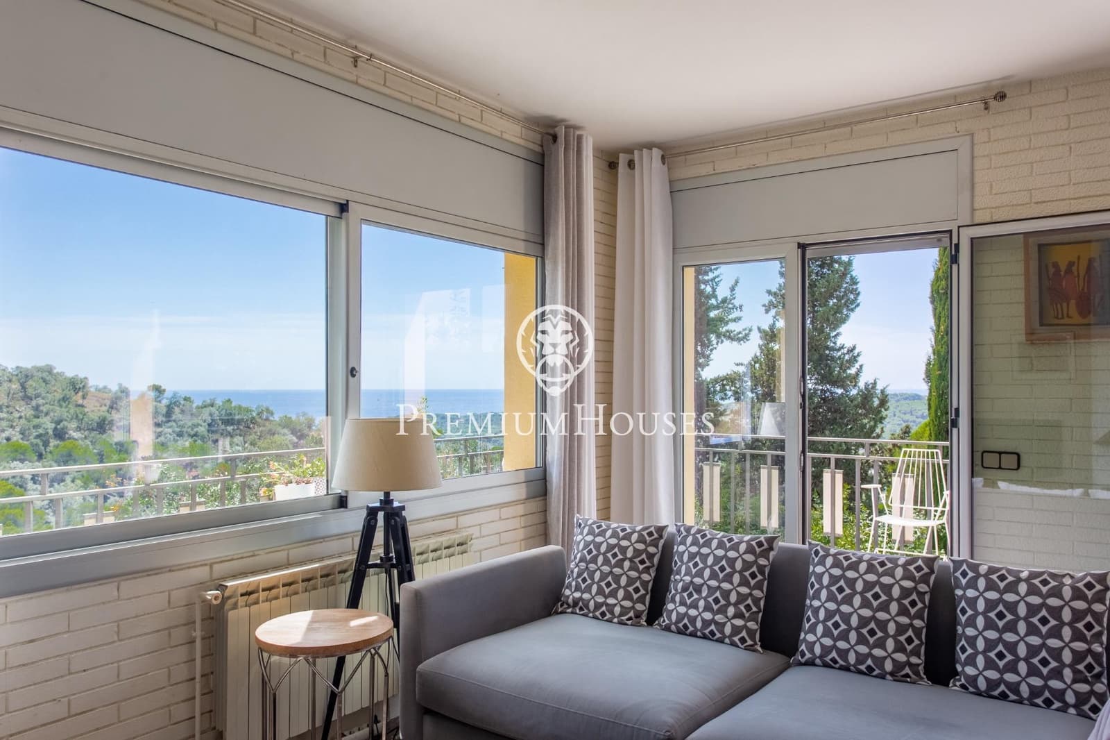 5 soverom Villa til salgs i Sant Pol de Mar med svømmebasseng garasje - € 770 000 (Ref: 9240393)