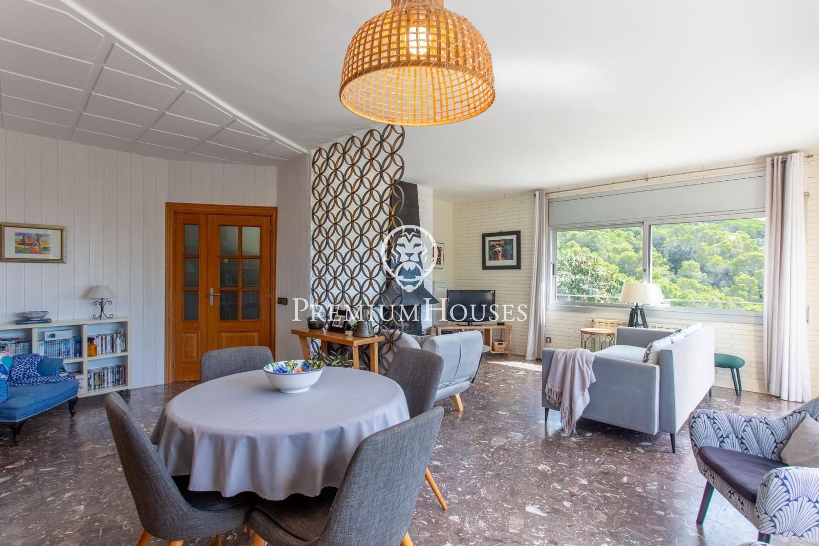 5 soverom Villa til salgs i Sant Pol de Mar med svømmebasseng garasje - € 770 000 (Ref: 9240393)