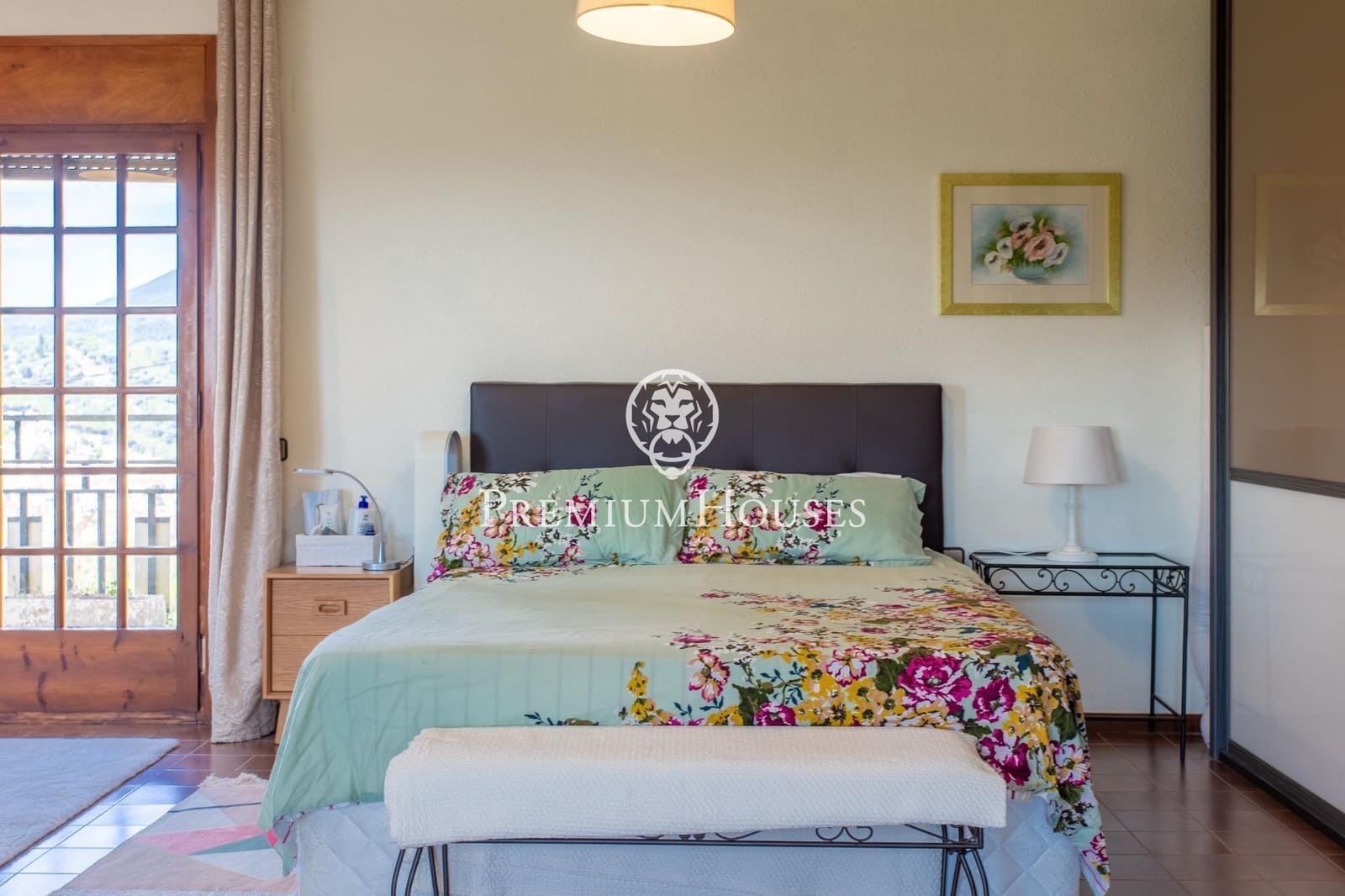 5 soverom Villa til salgs i Sant Pol de Mar med svømmebasseng garasje - € 770 000 (Ref: 9240393)