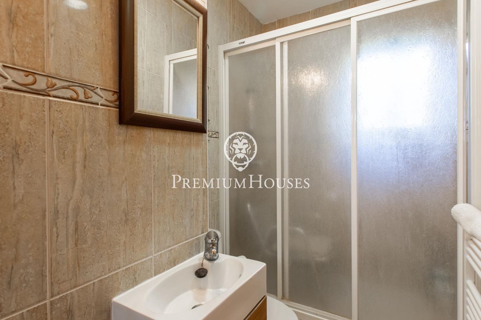 5 soverom Villa til salgs i Sant Pol de Mar med svømmebasseng garasje - € 770 000 (Ref: 9240393)