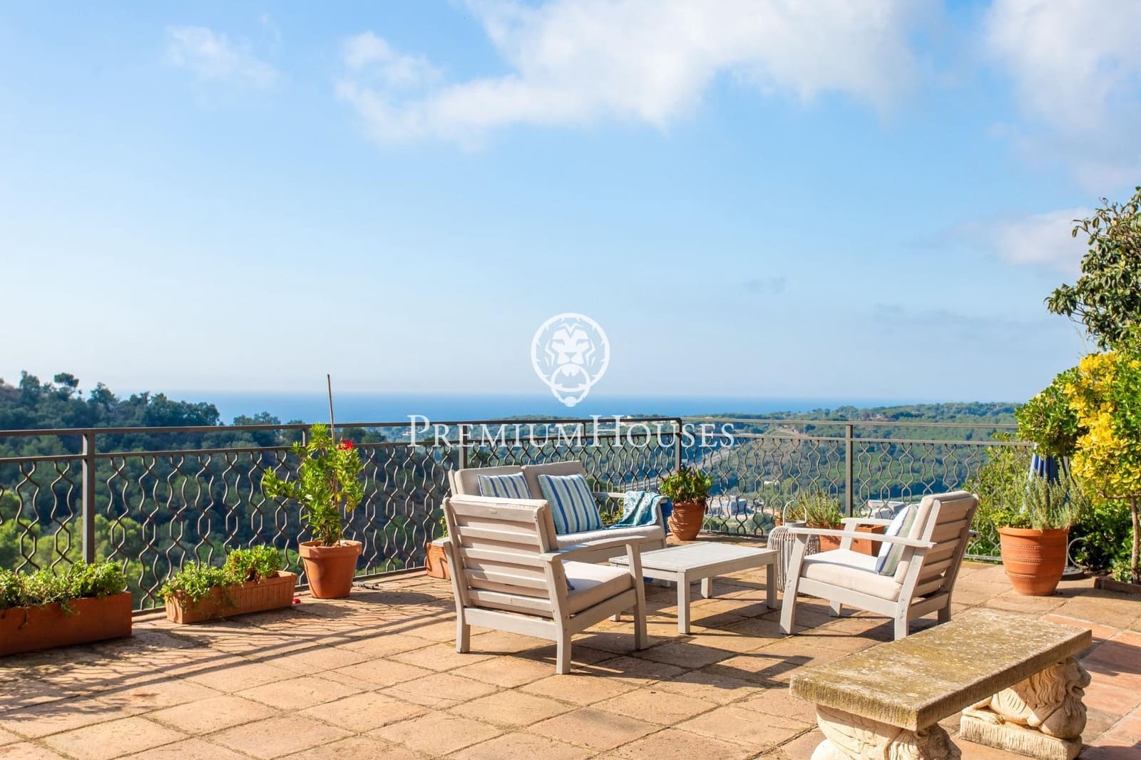 5 soverom Villa til salgs i Sant Pol de Mar med svømmebasseng garasje - € 770 000 (Ref: 9240393)