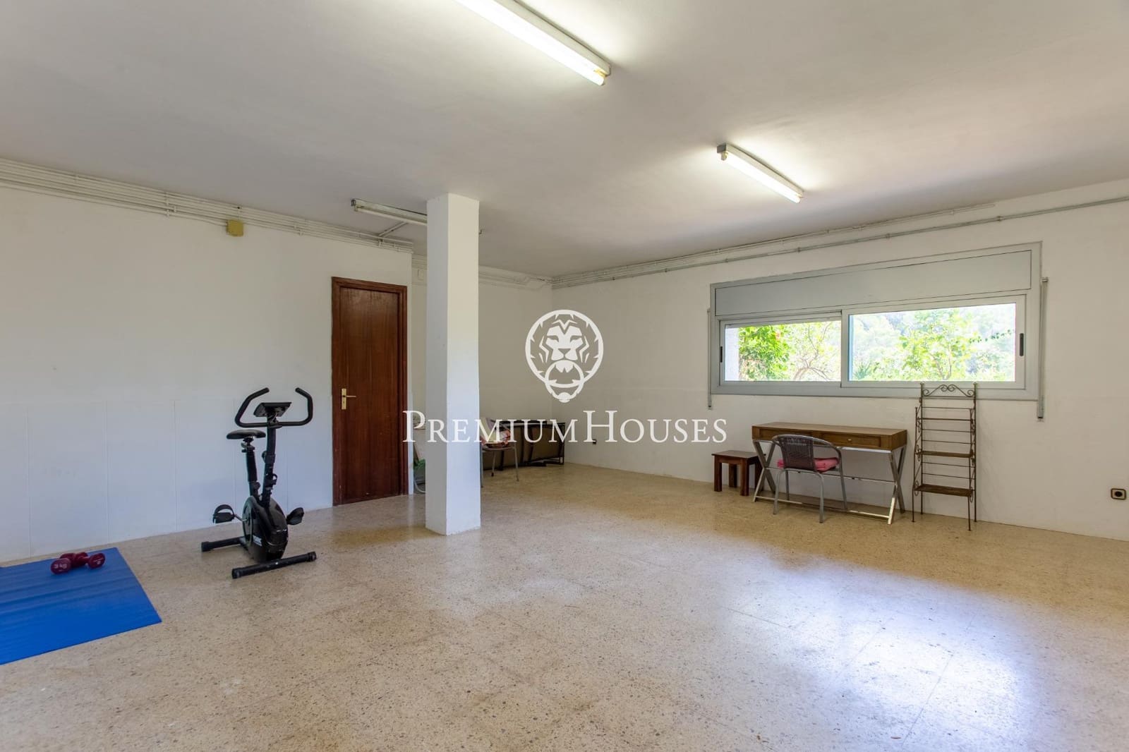 5 soverom Villa til salgs i Sant Pol de Mar med svømmebasseng garasje - € 770 000 (Ref: 9240393)