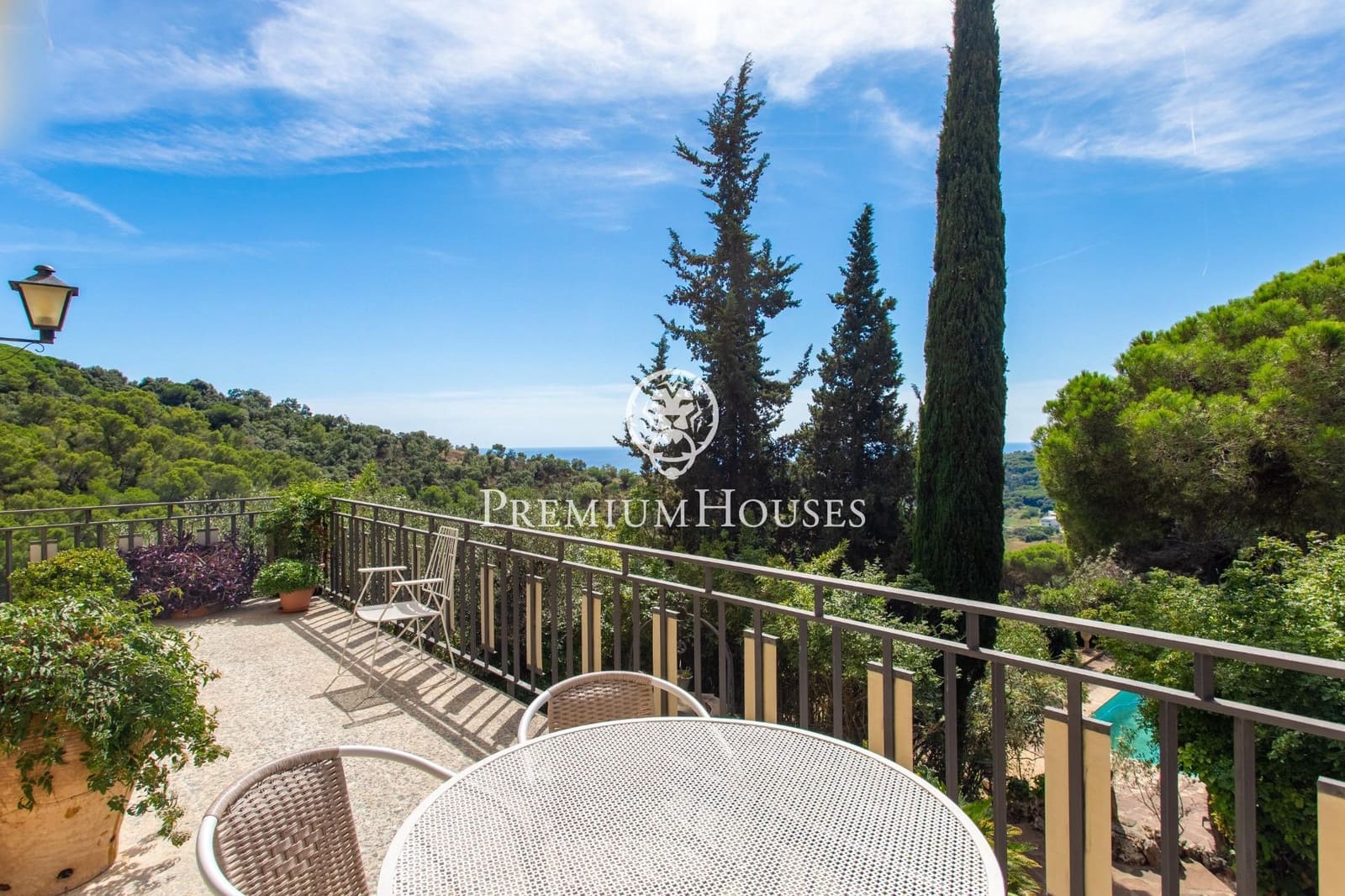 5 soverom Villa til salgs i Sant Pol de Mar med svømmebasseng garasje - € 770 000 (Ref: 9240393)