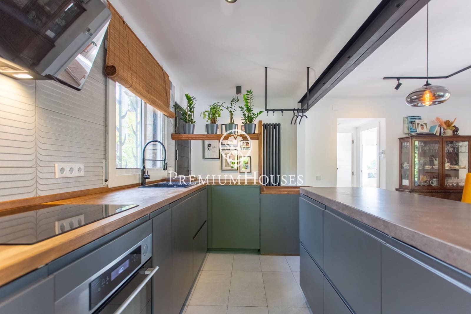 3 bedroom Villa for sale in Sant Cebria de Vallalta with pool - € 450,000 (Ref: 9243396)