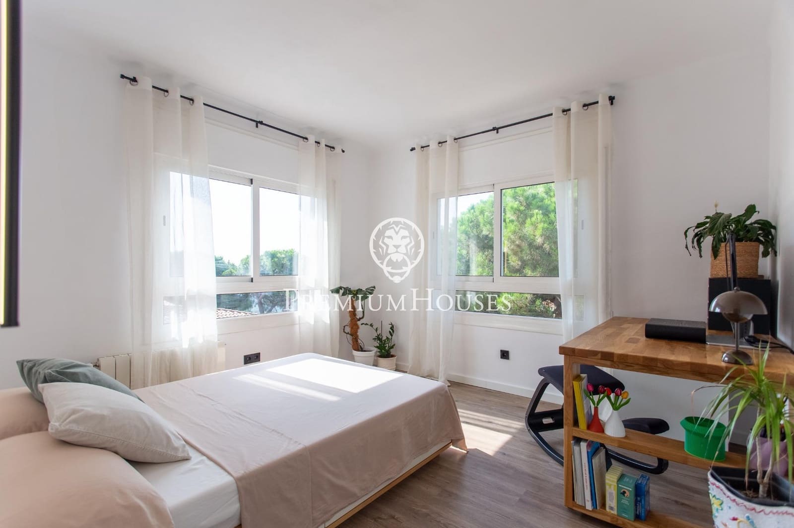 3 bedroom Villa for sale in Sant Cebria de Vallalta with pool - € 450,000 (Ref: 9243396)