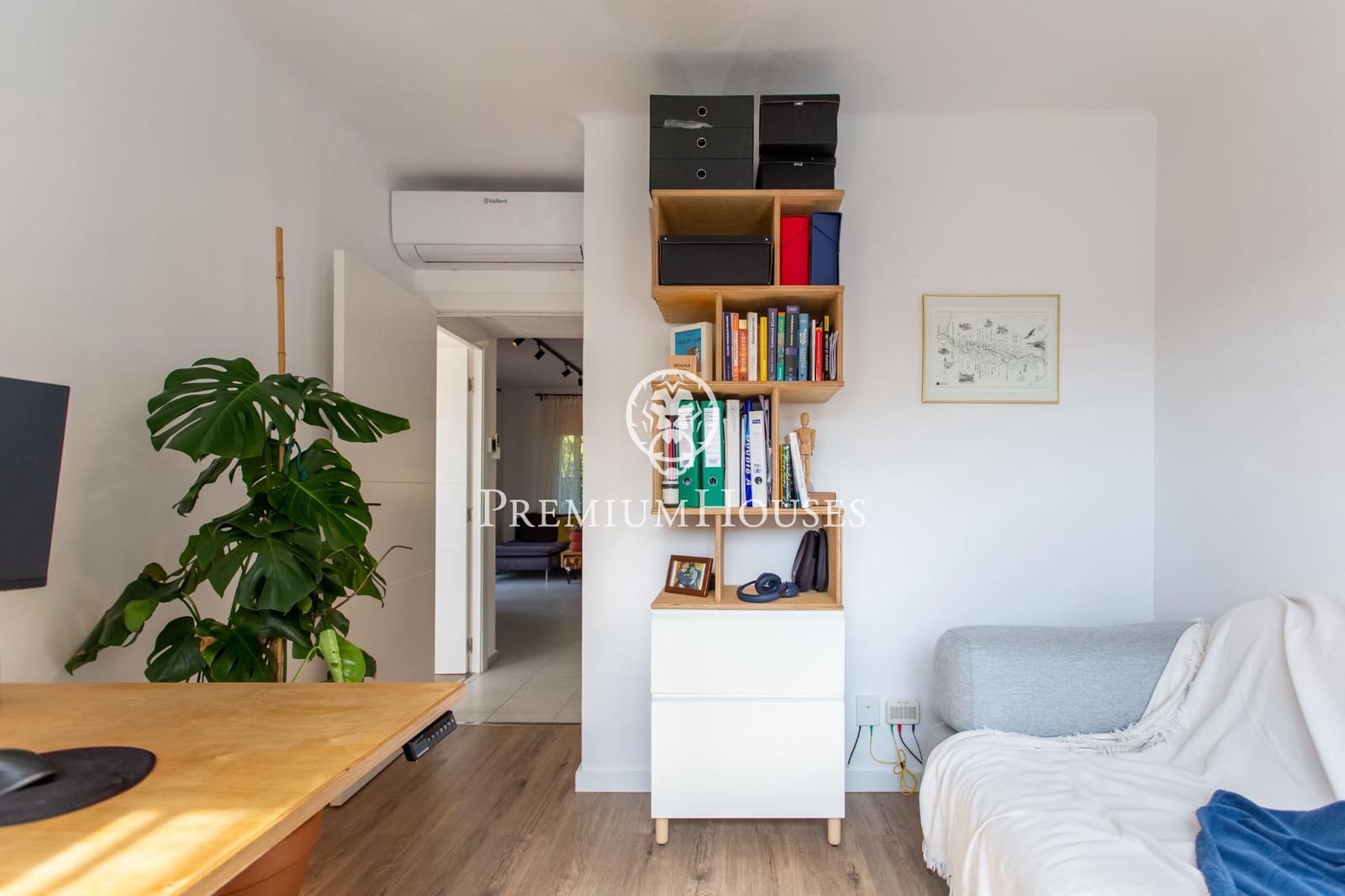 3 bedroom Villa for sale in Sant Cebria de Vallalta with pool - € 450,000 (Ref: 9243396)