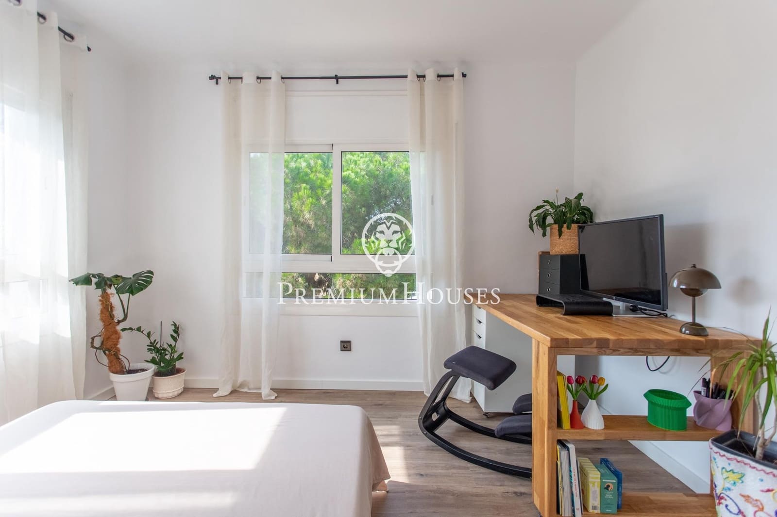 3 bedroom Villa for sale in Sant Cebria de Vallalta with pool - € 450,000 (Ref: 9243396)