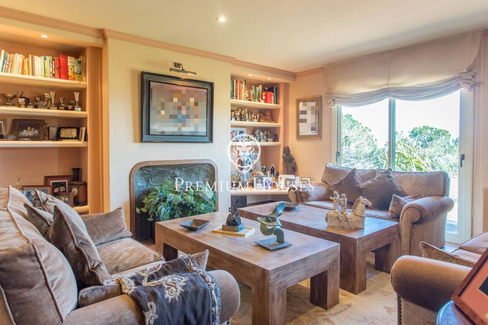 Villa/Maison de 5 chambres à louer à Sant Andreu de Llavaneres avec piscine garage - 4 800 € (Ref: 9243397)