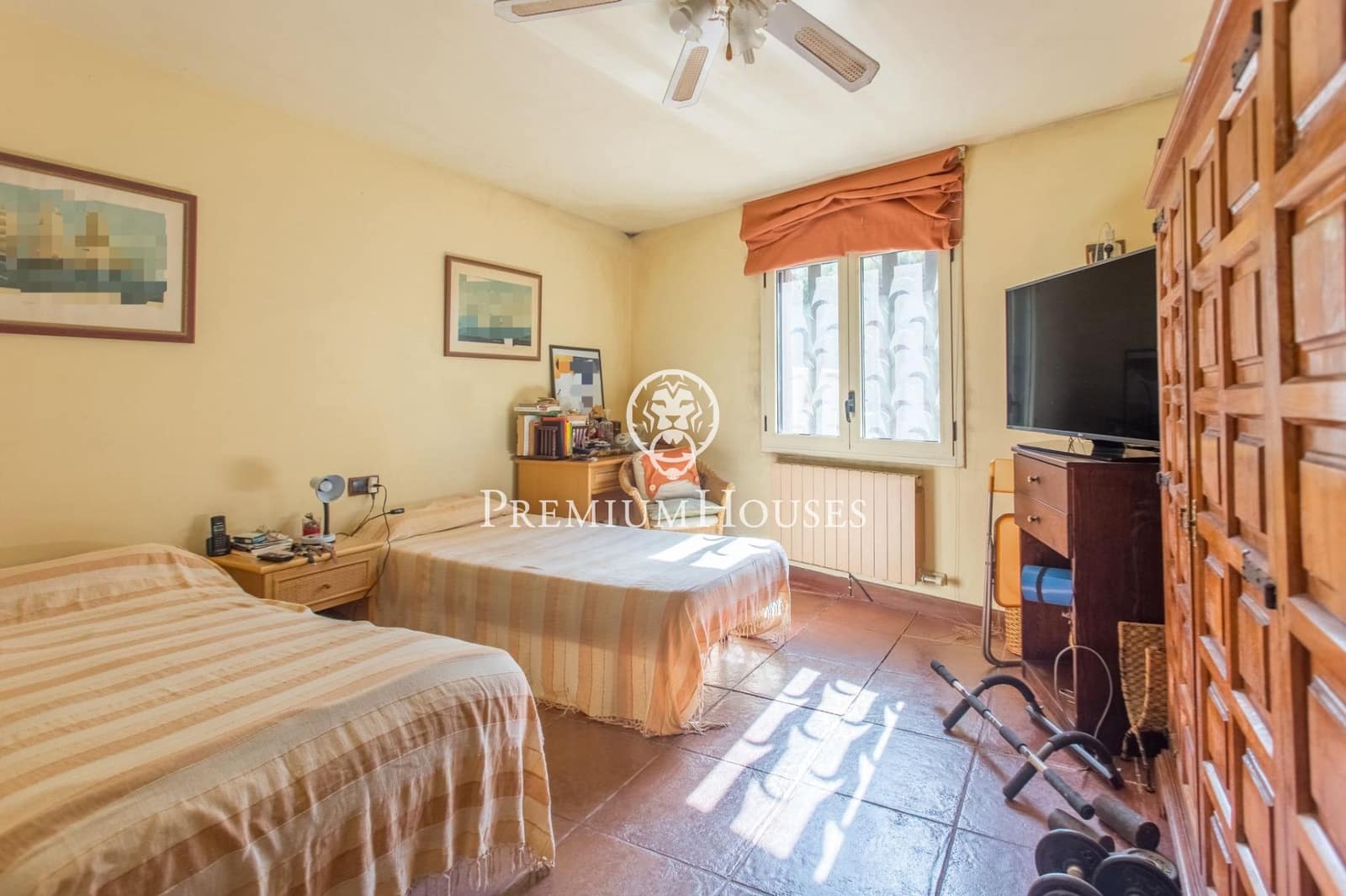 Villa/Maison de 5 chambres à louer à Sant Andreu de Llavaneres avec piscine garage - 4 800 € (Ref: 9243397)