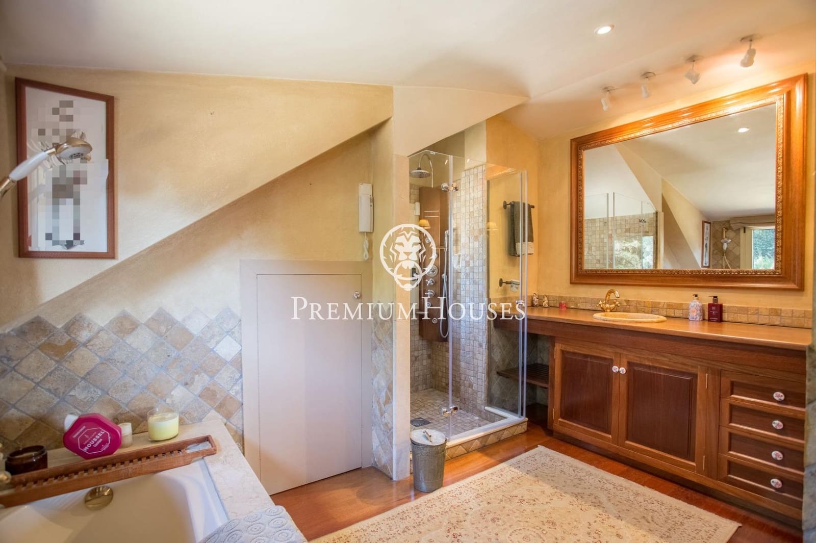 Villa/Maison de 5 chambres à louer à Sant Andreu de Llavaneres avec piscine garage - 4 800 € (Ref: 9243397)